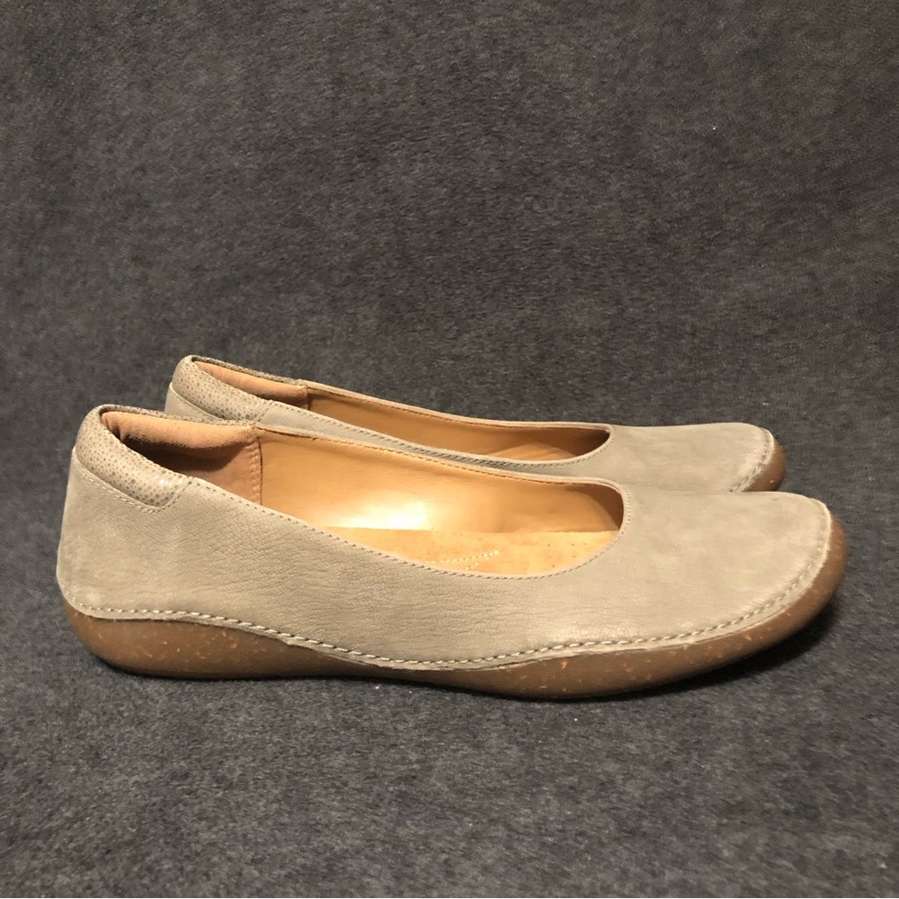 Clarks Artisan Autumn Sun Womens Size 6.5 M Shoes Sage Leather Slip On Flat